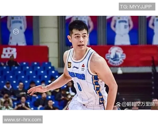 方硕：从篮球新星到职业生涯的蜕变之路与未来展望