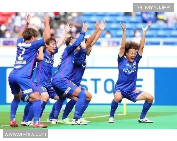 长崎与甲府风林的激烈对决展现了日本足球的魅力与竞争精神